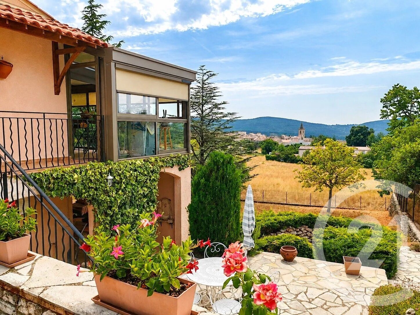 Maison à vendre, 130m², Saint-Etienne-les-Orgues