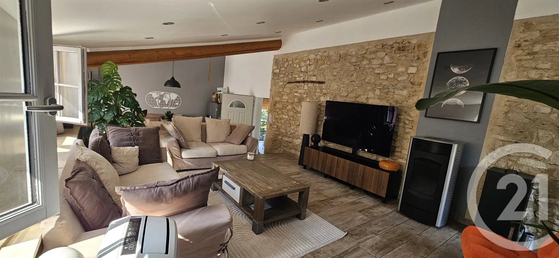 Appartement à louer, 83m², Mane