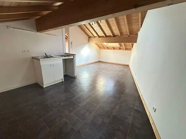 Appartement à louer, 27m², Valence