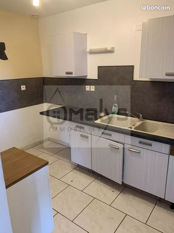 Maison à louer, 72m², Blessy
