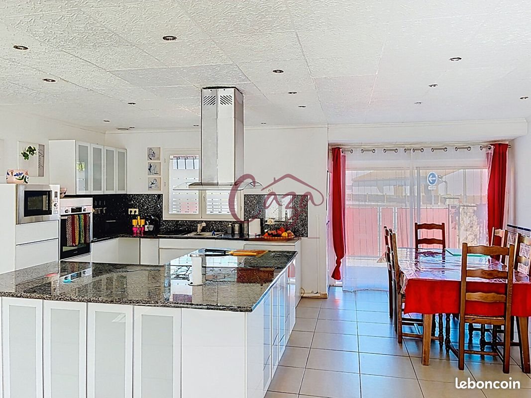 Maison à vendre, 130m², Carbon-Blanc