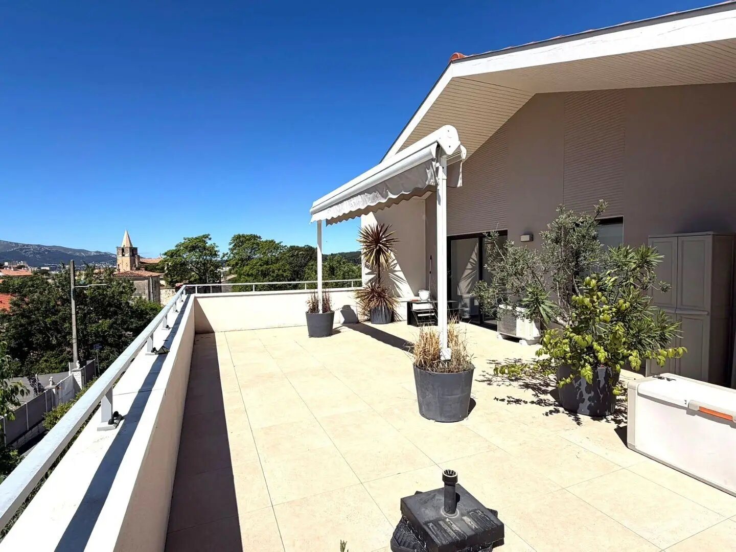 Appartement à vendre, 111m², Aubagne