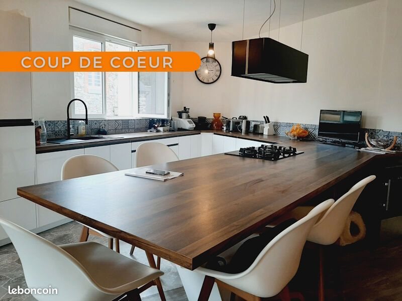 Maison à vendre, 245m², Montreuil-le-Gast