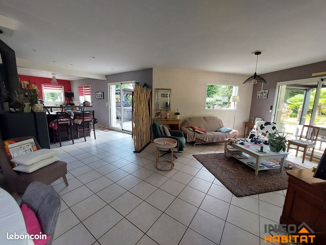 Maison à vendre, 125m², Saint-Domineuc