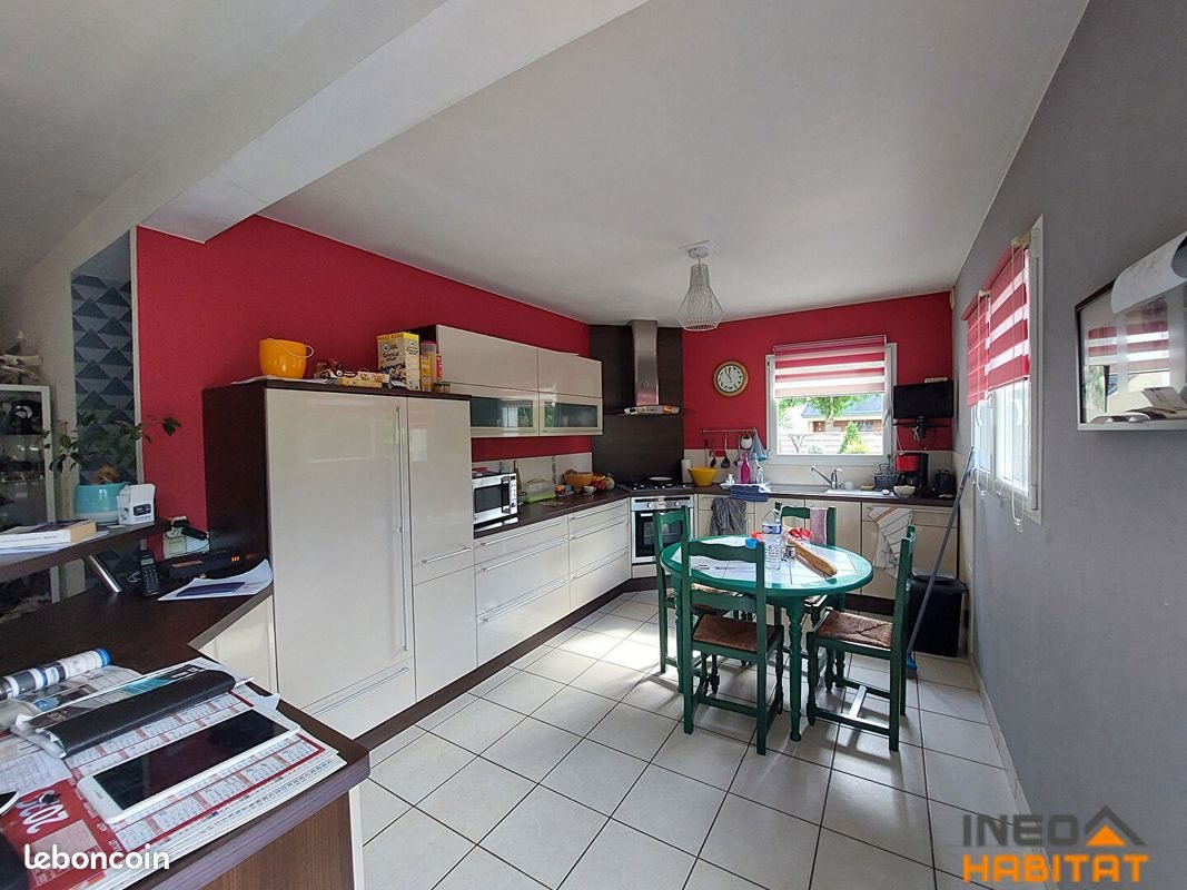 Maison à vendre, 125m², Saint-Domineuc