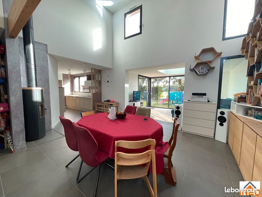 Maison à vendre, 105m², La Mézière