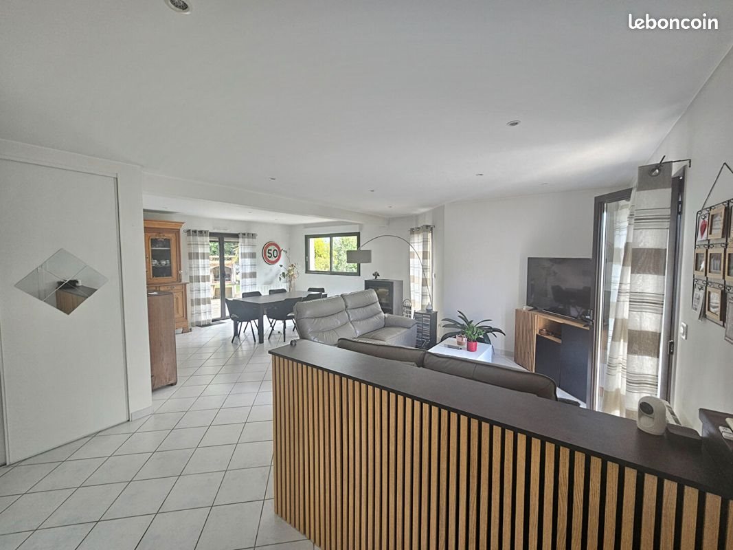 Maison à vendre, 148m², La Chapelle-Chaussée