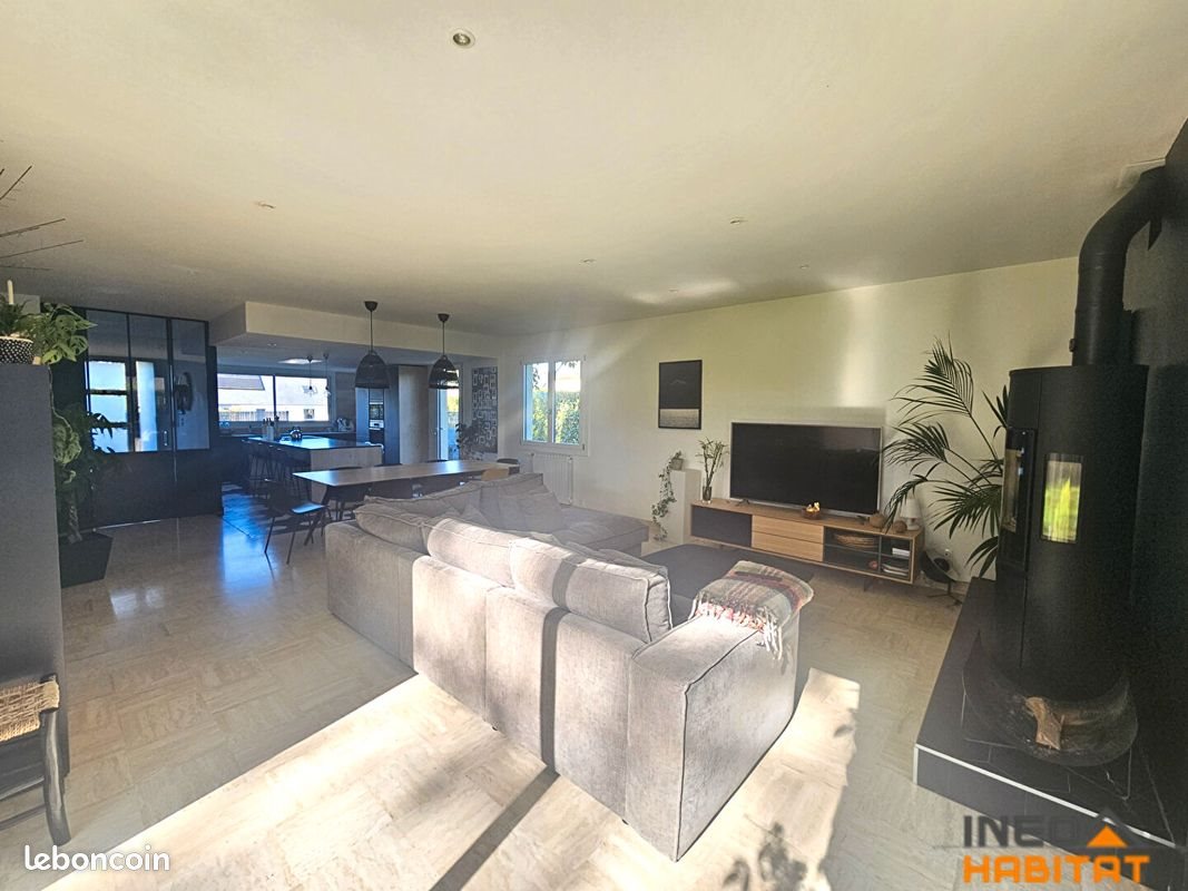 Maison à vendre, 203m², Gévezé