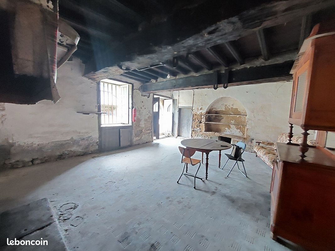 Maison à vendre, 300m², Saint-Thual