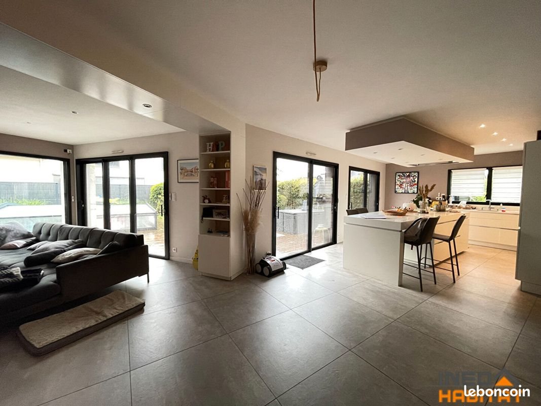 Maison à vendre, 162m², La Mézière