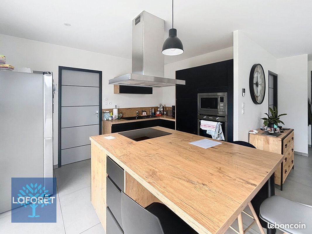Maison à louer, 95m², Pontmain