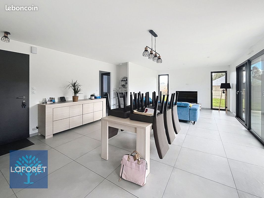 Maison à louer, 95m², Pontmain
