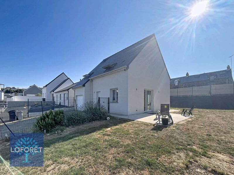 Maison à louer, 102m², Fougères