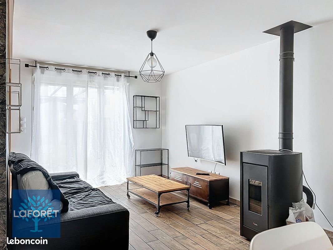 Maison à louer, 76m², Chasné-sur-Illet