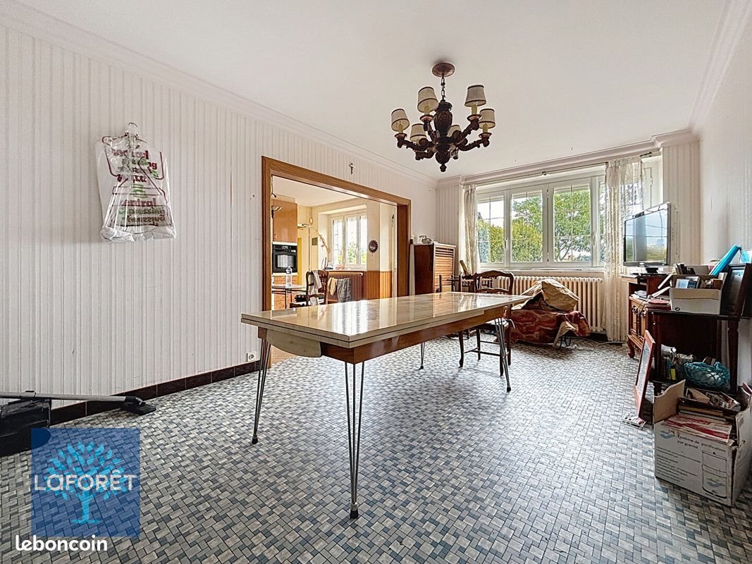 Maison à vendre, 186m², Louvigné-du-Désert