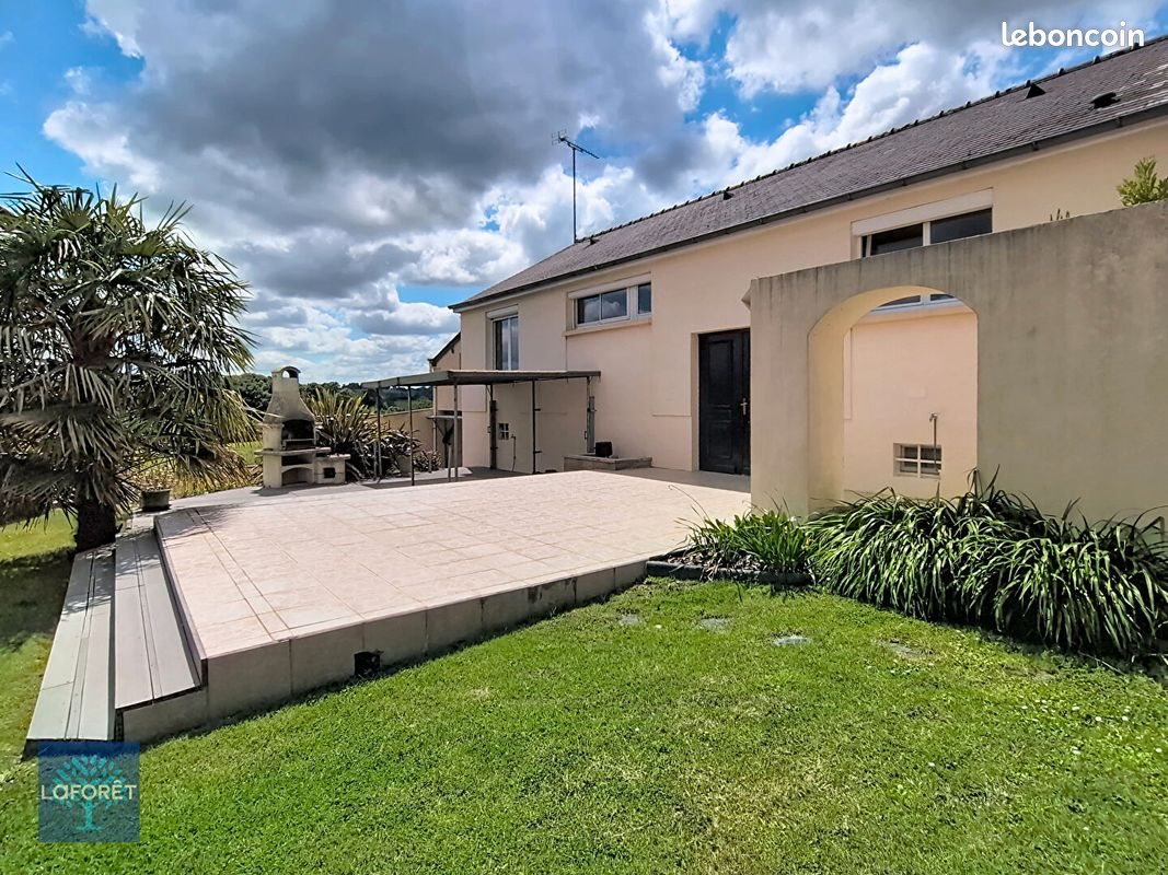 Maison à vendre, 130m², Fougerolles-du-Plessis
