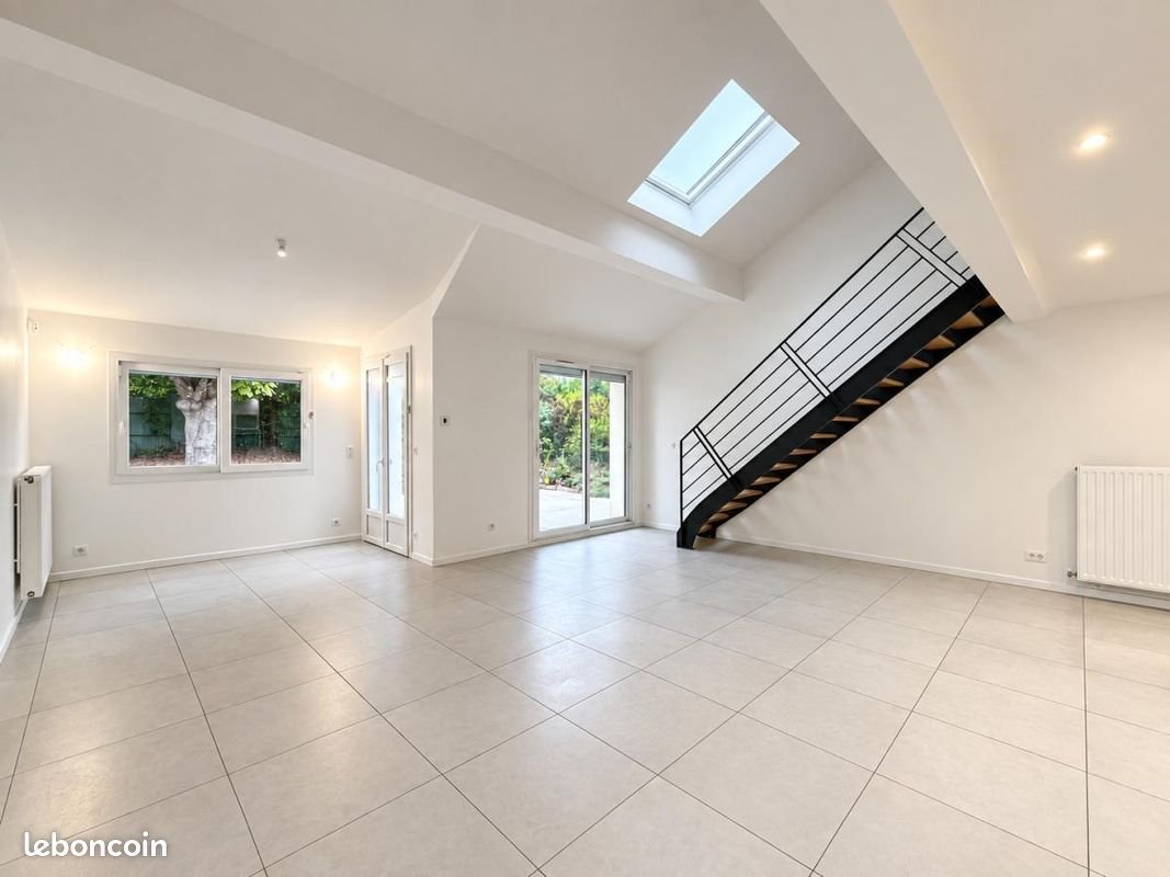 Maison à louer, 158m², Tinqueux