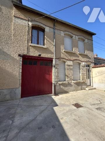 Maison à vendre, 97m², Ville-Dommange