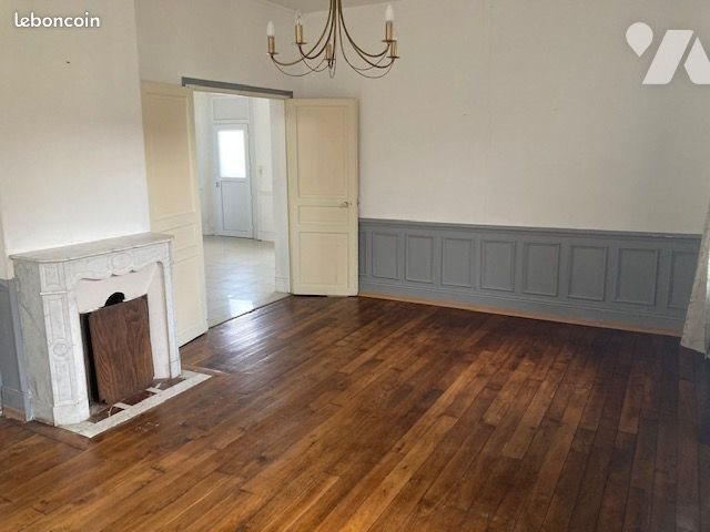 Maison à vendre, 250m², Etreillers