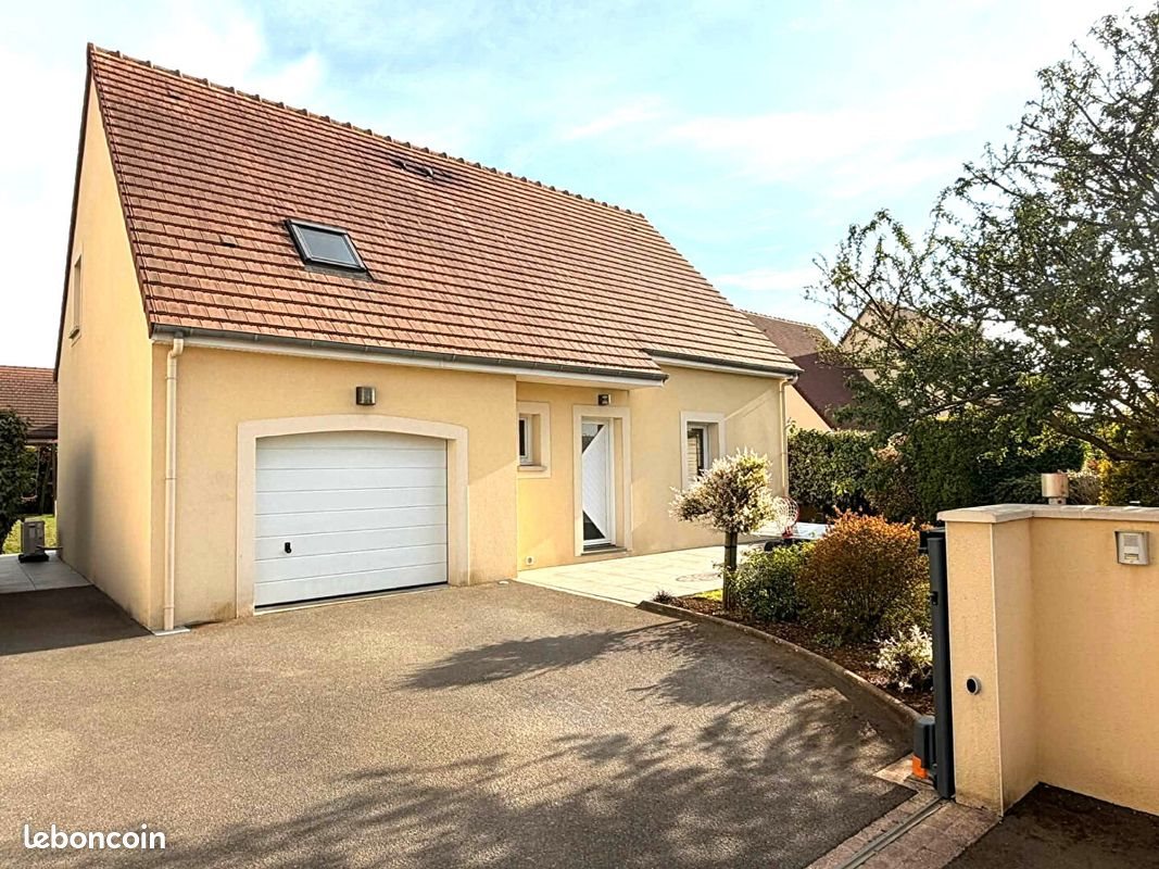 Maison à vendre, 112m², Saint-André-sur-Orne