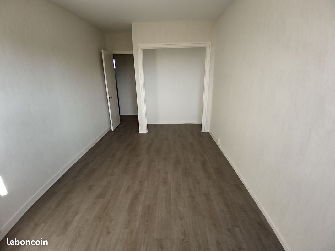 Appartement à louer, 79m², Sées