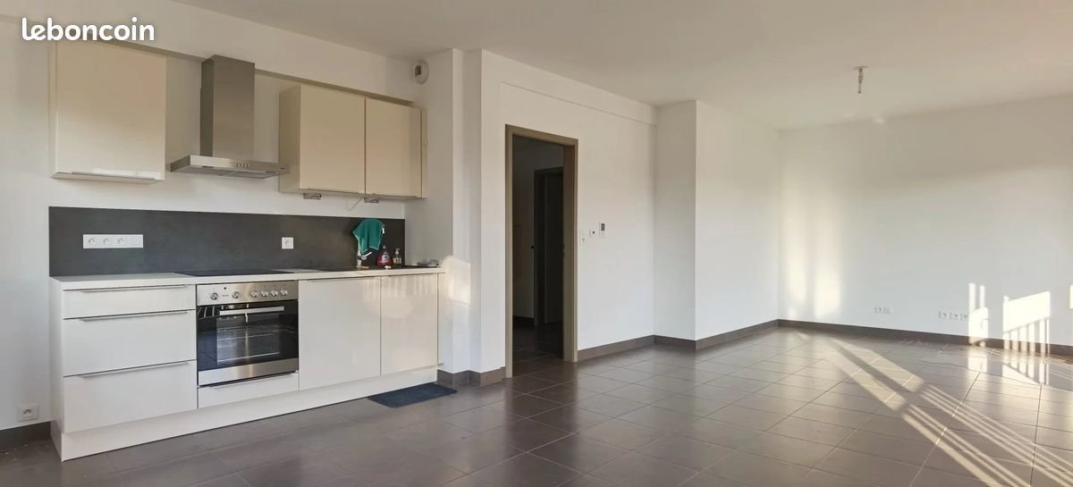 Appartement à louer, 60m², Heiteren