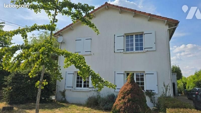 Maison à vendre, 162m², Lezay