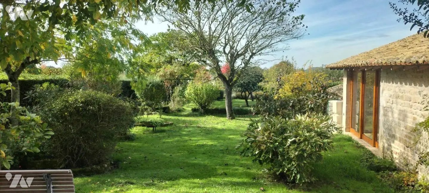 Maison à vendre, 270m², Périgné
