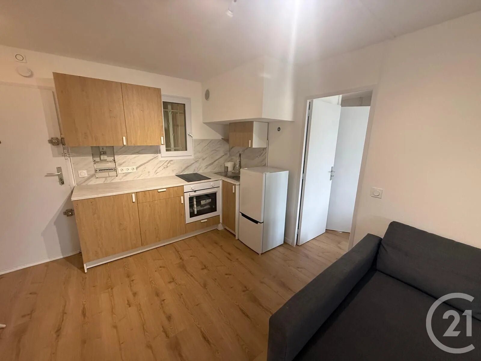 Appartement à louer, 28m², Vallauris
