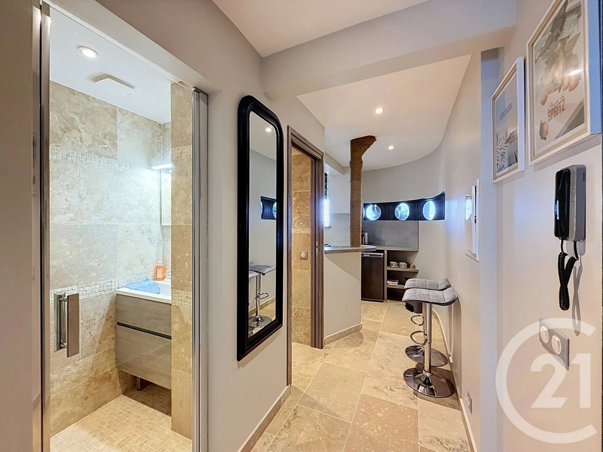 Appartement à louer, 19m², Antibes