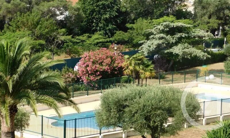 Appartement à louer, 72m², Antibes