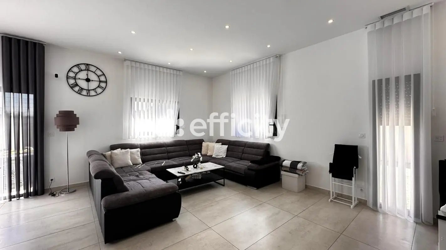 Maison à vendre, 135m², Pierrelatte