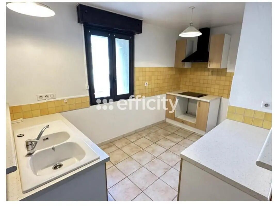 Appartement à vendre, 187m², Pont-Saint-Esprit