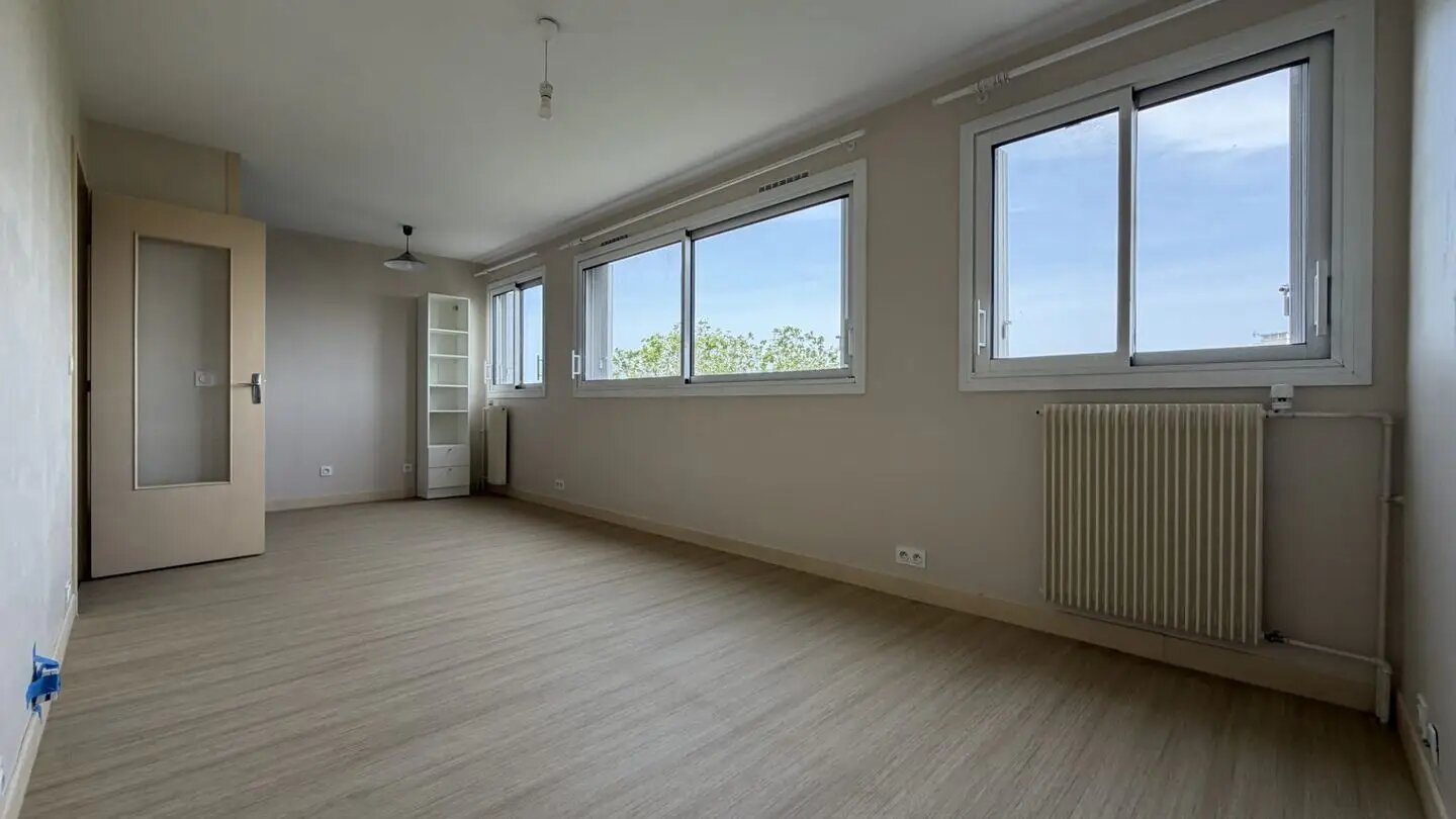 Appartement à vendre, 27m², Le Bourget