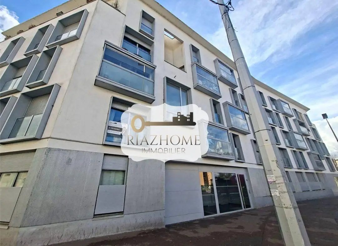Appartement à louer, 53m², La Courneuve