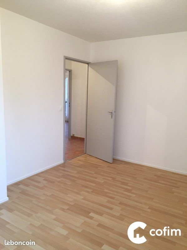 Appartement à louer, 48m², Oloron-Sainte-Marie
