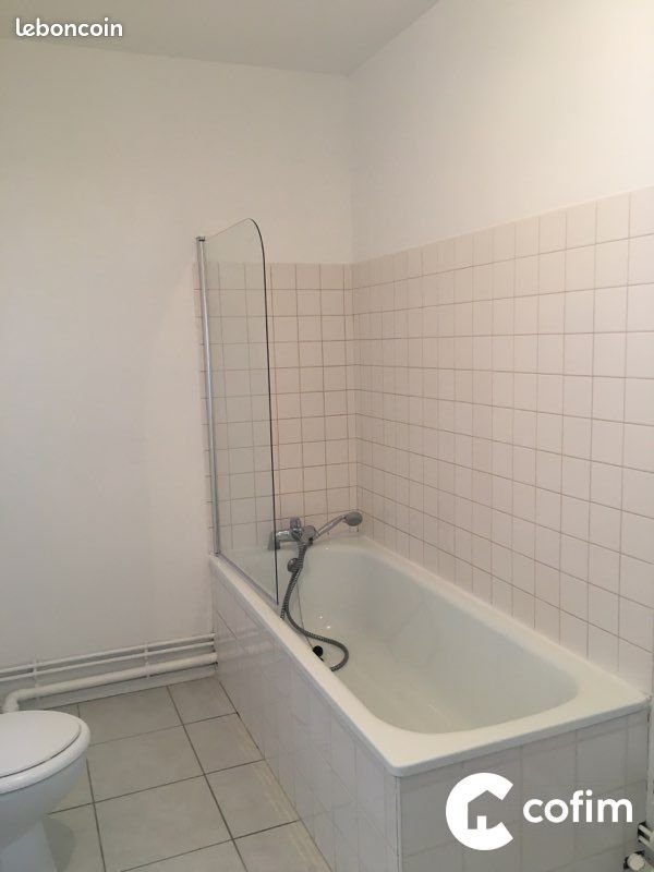 Appartement à louer, 48m², Oloron-Sainte-Marie