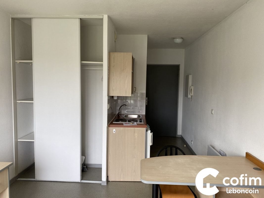 Appartement à louer, 17m², Pau