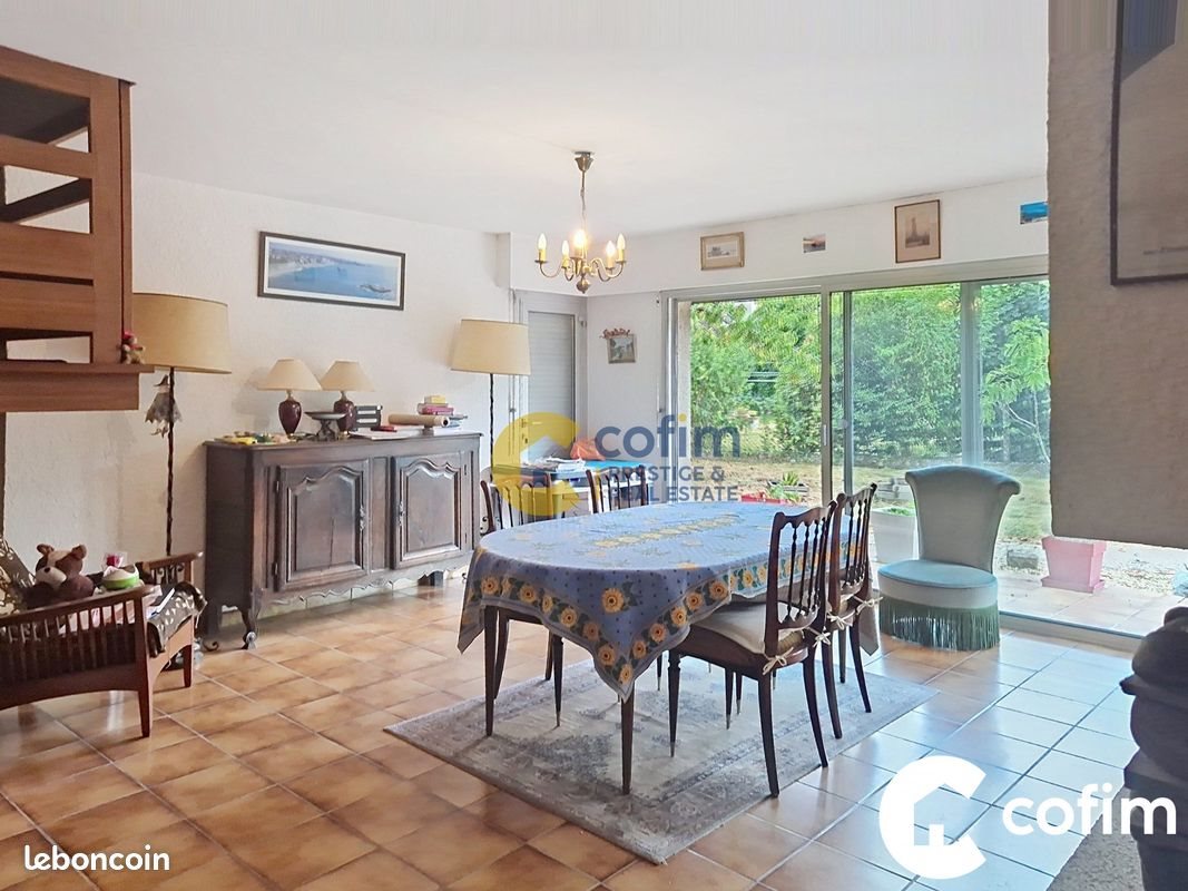 Maison à vendre, 170m², Jurançon