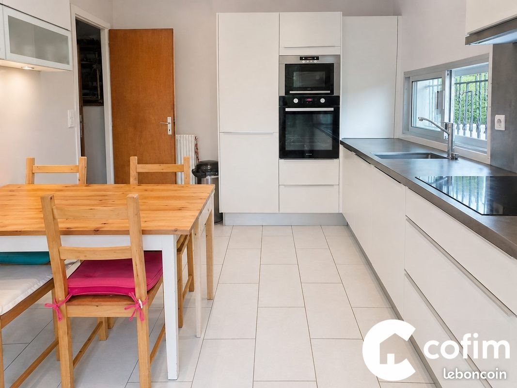 Maison à vendre, 170m², Jurançon