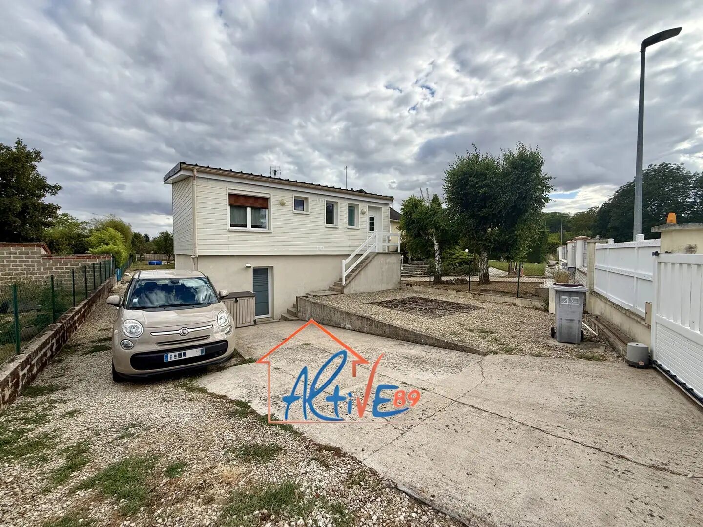 Maison à vendre, 95m², Bassou