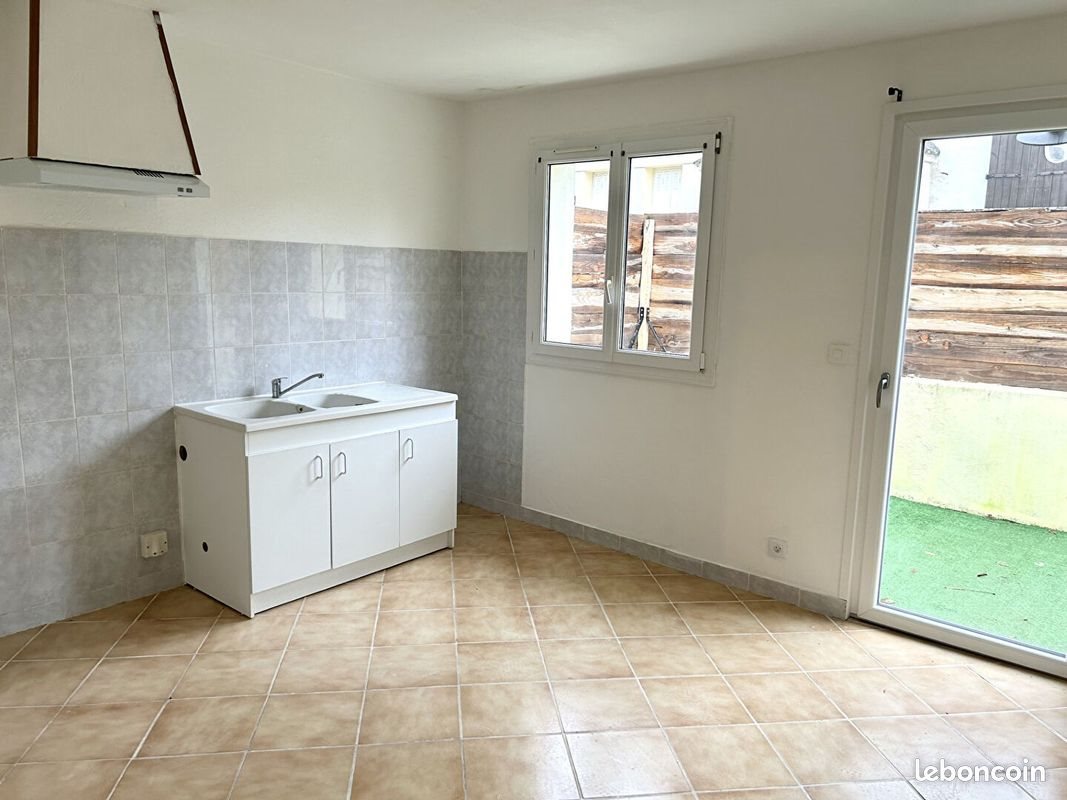 Maison à vendre, 128m², Laroche-Saint-Cydroine