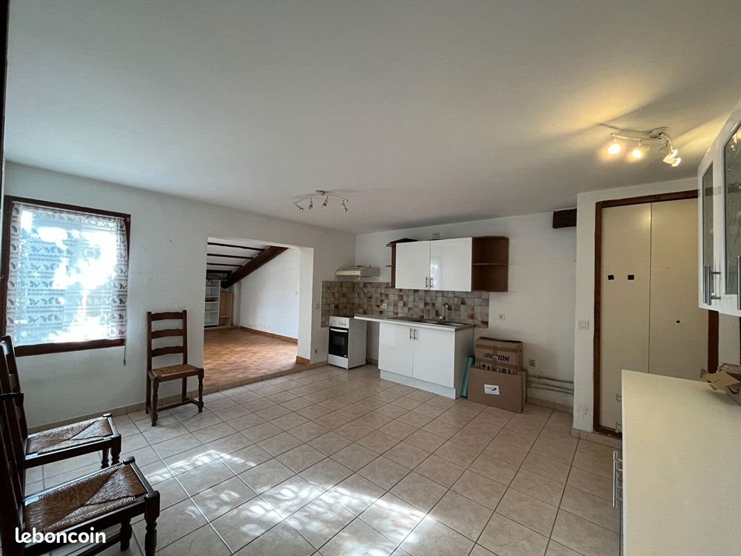 Appartement à vendre, 64m², Châteauneuf-de-Gadagne