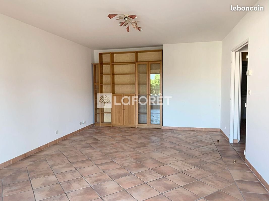 Appartement à louer, 65m², L'Isle-sur-la-Sorgue