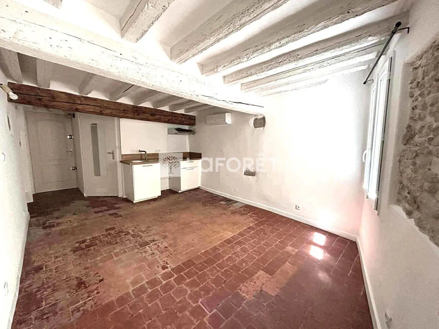 Appartement à louer, 21m², L'Isle-sur-la-Sorgue