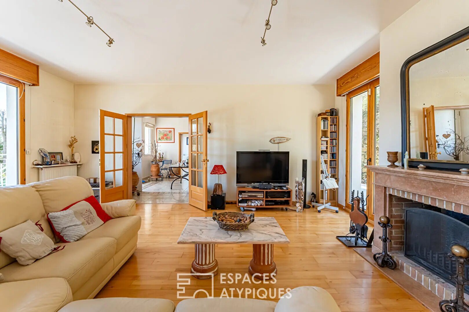 Maison à vendre, 379m², Le Mesnil-le-Roi