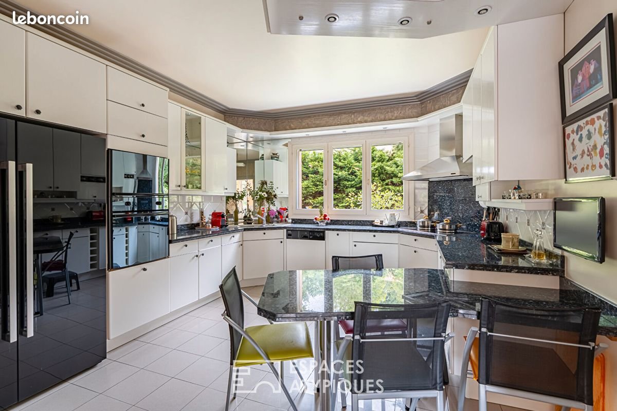 Maison à vendre, 258m², Saint-Rémy-lès-Chevreuse