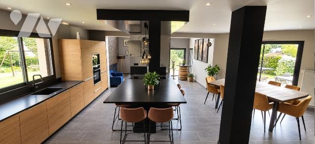 Maison à vendre, 123m², Gourin