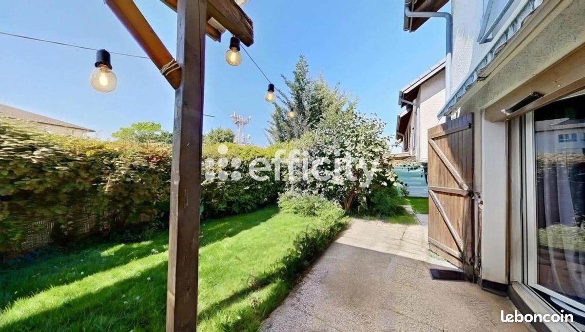 Maison à vendre, 80m², Ville-la-Grand