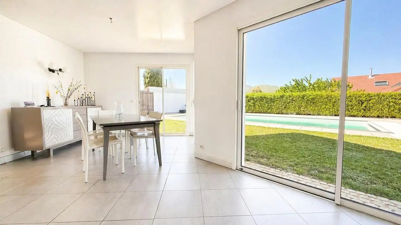 Maison à vendre, 182m², Vétraz-Monthoux